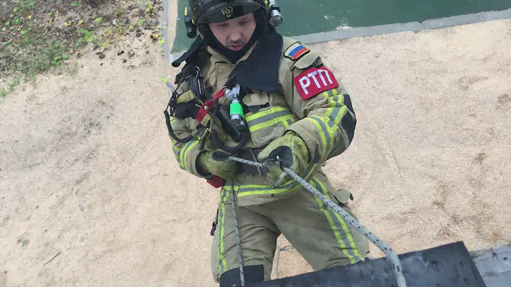 Способы самоспасения с помощью веревки.