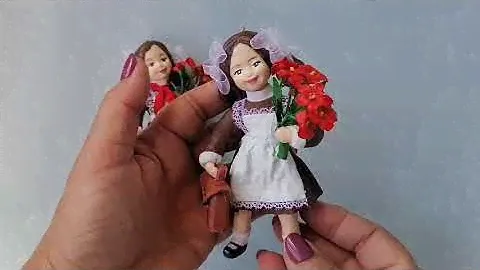 Школьница. Елочная игрушка ручной работы из ваты  высотой 12,5 см. Цена 2600р.