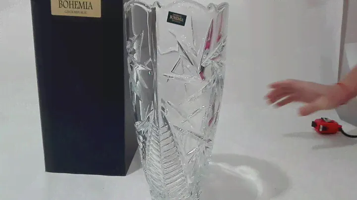 Ваза Bohemia Pinwheell 300 мм - обзор