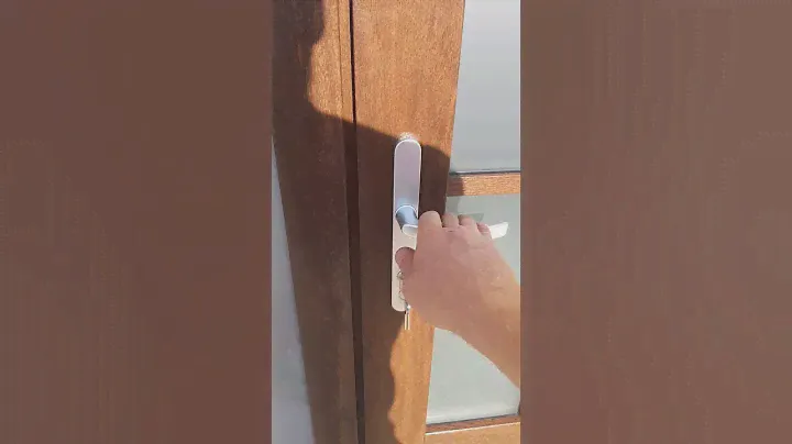 ultimadoors.ru Входные пластиковые двери